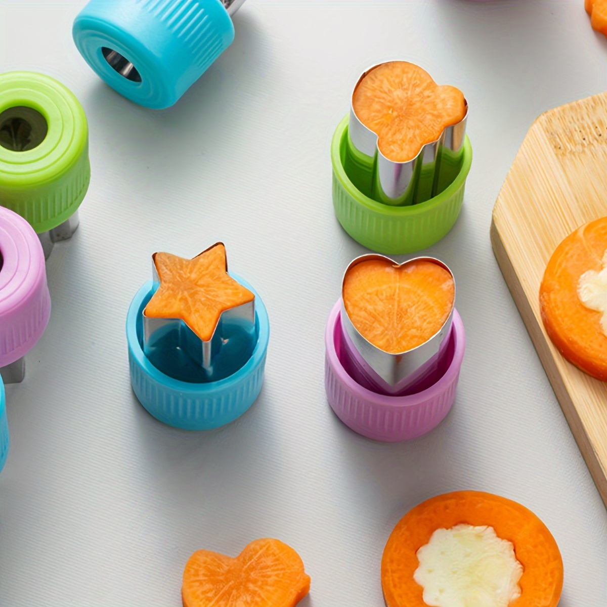 Kitchen Gadgets And Appliances - Star Heart Shape Vegetables Cutter Plastic
