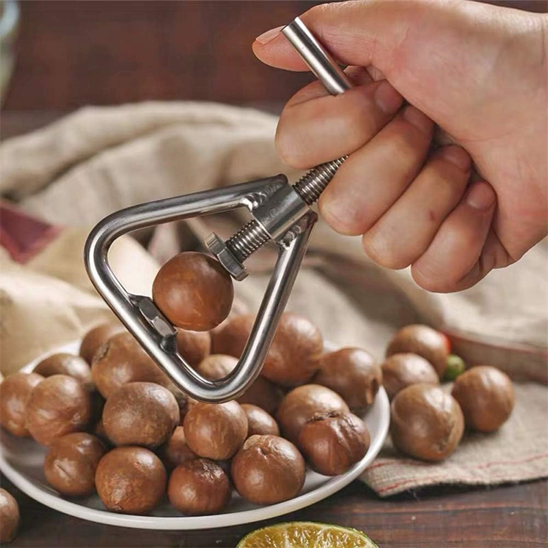 Stainless Steel Manual Nut Ope - Kitchen Gadgets Everyone Needs recension och pris